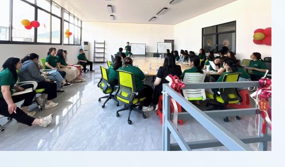 倍特国际办公会议现场